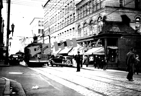 then-and-now-macaskill-and-wagg-22185769582-b6f55d